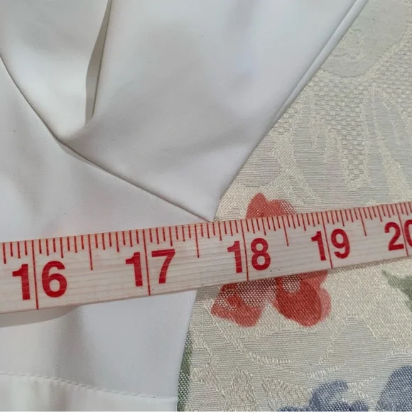 LYSSÉ. New York. Long sleeve White Shirt. Size XS. - Picture 7 of 8